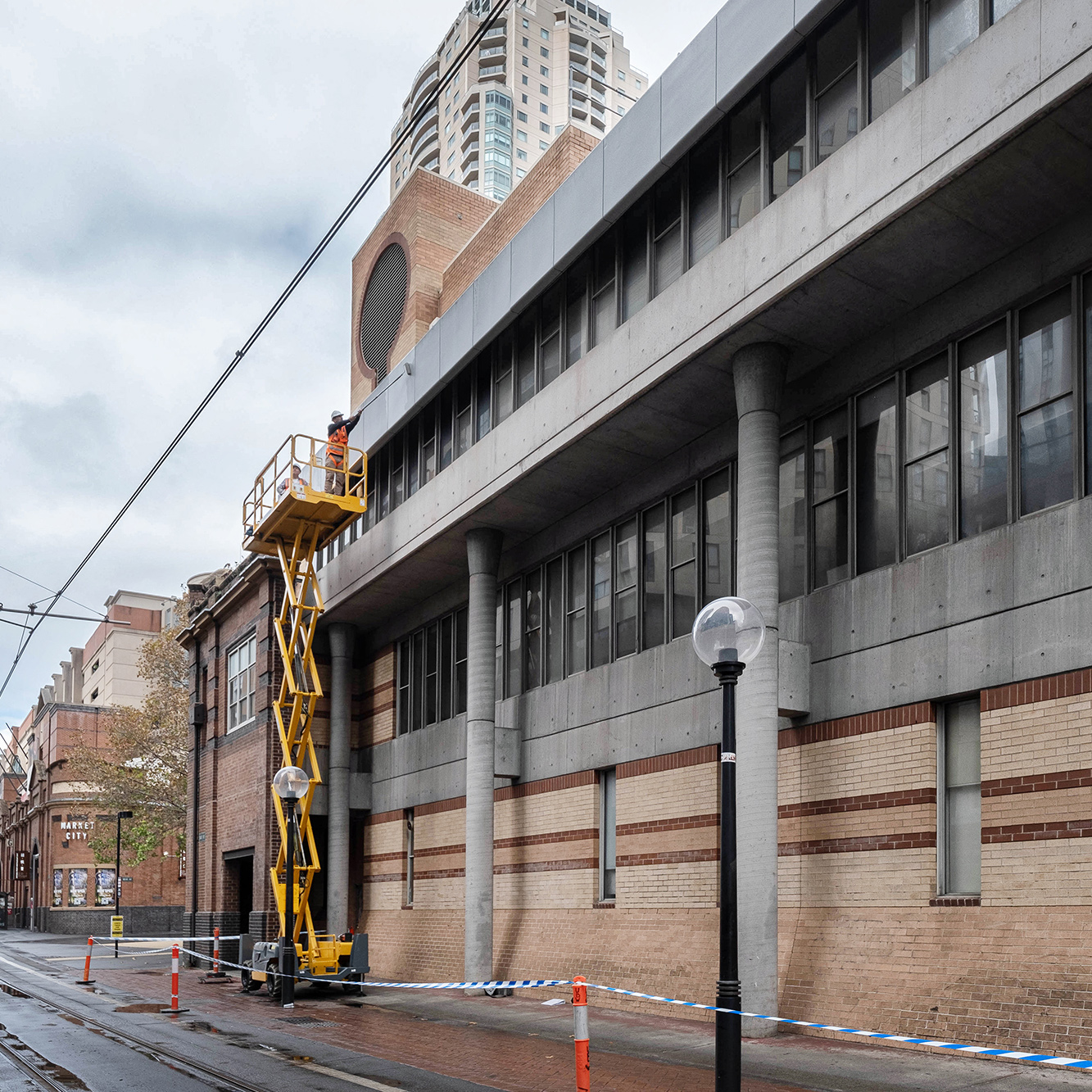 Façade Painting & Various Projects – University of Technology